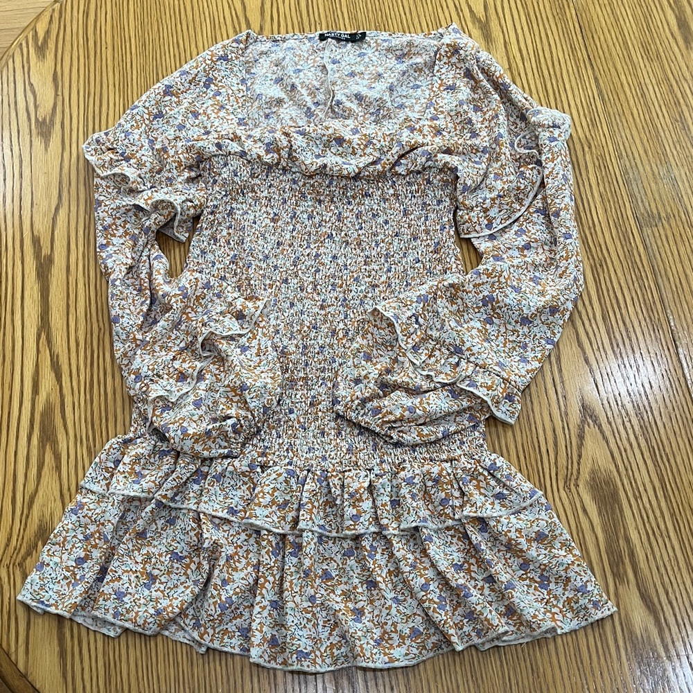 Nasty Gal Floral Dress, beautiful ruffles! Pretty peach and lilac colors - Picture 6 of 6